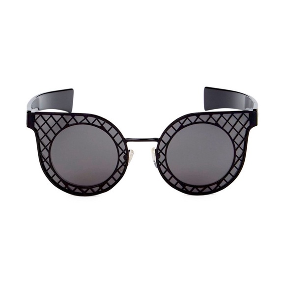 Salvatore Ferragamo 42mm Sunglasses Matte Black - Picture 2 of 16